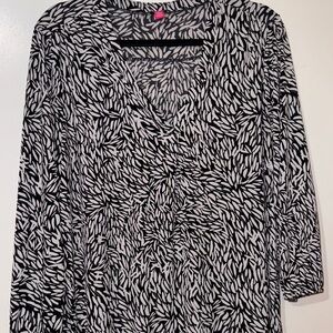 Vince Camuto Monochrome Leaf Print Blouse